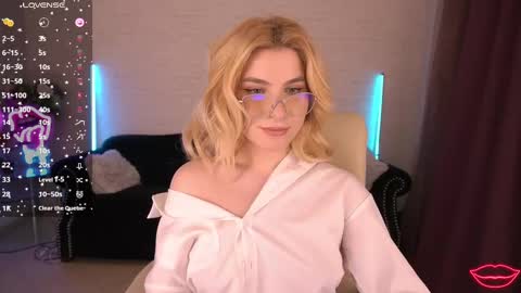 Sabrina online show from February 26, 2025, 11:15 pm