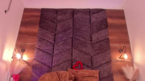 Snapshot of sabrinaspell_ chatting on February 16, 2025, 5:59 pm S A B R I N A online show from February 16, 2025, 5:59 pm