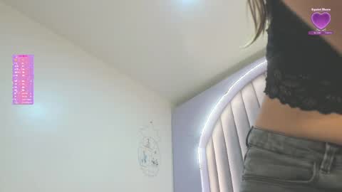 Snapshot of sabrinaspell_ chatting on March 10, 2025, 11:32 am S A B R I N A online show from March 10, 2025, 11:32 am