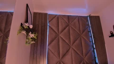 Snapshot of sabrinaspell_ chatting on October 10, 2025, 11:31 am S A B R I N A online show from October 10, 2025, 11:31 am