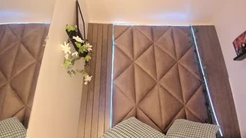 Snapshot of sabrinaspell_ chatting on October 14, 2025, 11:33 am S A B R I N A online show from October 14, 2025, 11:33 am