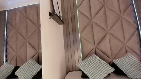 Snapshot of sabrinaspell_ chatting on December 22, 2025, 11:40 am S A B R I N A online show from December 22, 2025, 11:40 am