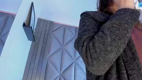 Snapshot of sabrinaspell_ chatting on January 6, 2026, 11:36 am S A B R I N A online show from January 6, 2026, 11:36 am