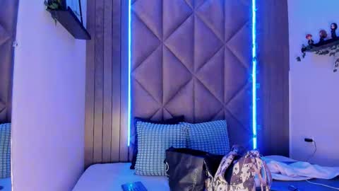 Snapshot of sabrinaspell_ chatting on January 11, 2026, 11:37 am S A B R I N A online show from January 11, 2026, 11:37 am