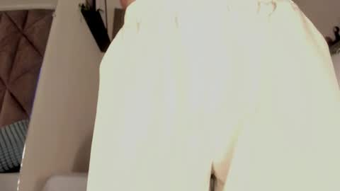 Snapshot of sabrinaspell_ chatting on January 17, 2026, 11:37 am S A B R I N A online show from January 17, 2026, 11:37 am