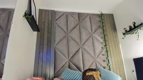 Snapshot of sabrinaspell_ chatting on February 3, 2026, 11:37 am S A B R I N A online show from February 3, 2026, 11:37 am