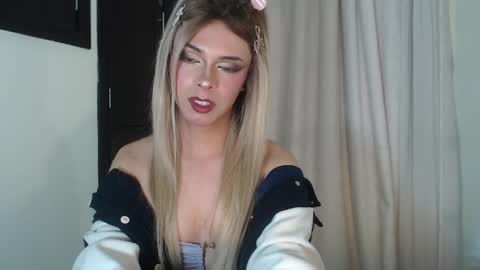 sabrinatshot online show from May 30, 2026, 3:25 am