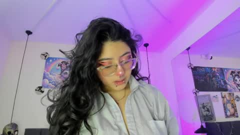 Snapshot of sabrinav_ chatting on March 28, 2026, 11:21 am Sabrina online show from March 28, 2026, 11:21 am