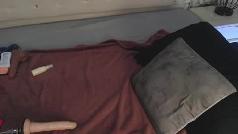 Snapshot of sabrinav_ chatting on April 2, 2026, 12:03 pm Sabrina online show from April 2, 2026, 12:03 pm