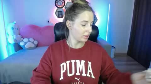 Sabrina Violet online show from May 30, 2026, 8:11 am
