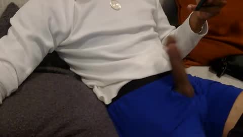 Snapshot of sacalaschichiss chatting on October 31, 2025, 9:10 am Dee online show from October 31, 2025, 9:10 am