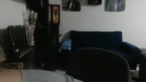 sacrletardiente online show from March 6, 2025, 11:20 pm