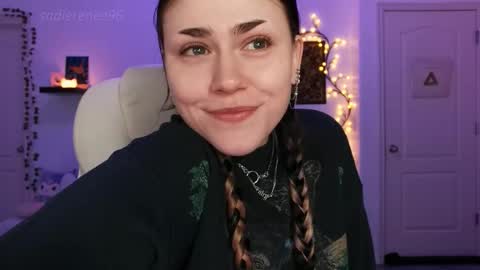 Snapshot of sadierenee96 chatting on February 18, 2026, 11:22 pm Sadie Renee online show from February 18, 2026, 11:22 pm