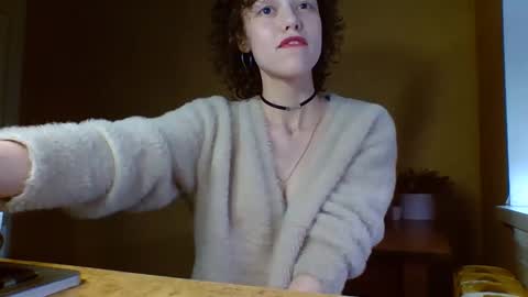 Rose online show from November 5, 2025, 10:37 am