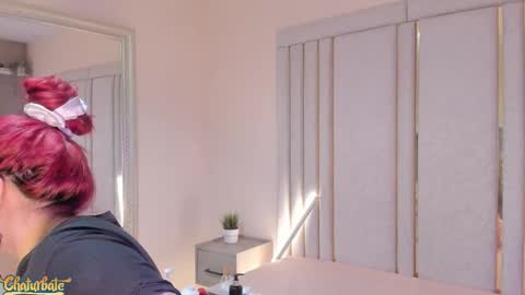 Snapshot of saekohofman chatting on February 1, 2026, 4:11 am Mara online show from February 1, 2026, 4:11 am