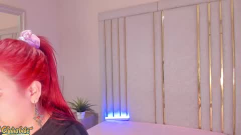 Snapshot of saekohofman chatting on February 18, 2026, 4:19 am Mara online show from February 18, 2026, 4:19 am