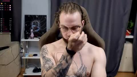 Adam online show from October 21, 2025, 4:57 am