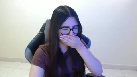 Snapshot of sahaliefox_ chatting on November 12, 2025, 3:12 pm Sahaliefox online show from November 12, 2025, 3:12 pm