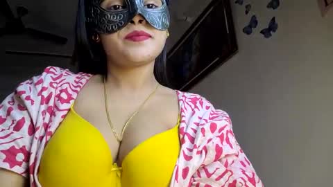 Snapshot of sahani2208 chatting on December 11, 2024, 9:30 am Queen Archana online show from December 11, 2024, 9:30 am