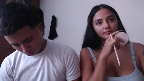 Snapshot of sahara_n_thiago chatting on January 20, 2025, 11:56 am Sahara y Thiago online show from January 20, 2025, 11:56 am