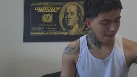 Snapshot of sahara_n_thiago chatting on October 24, 2025, 11:39 am Sahara y Thiago online show from October 24, 2025, 11:39 am