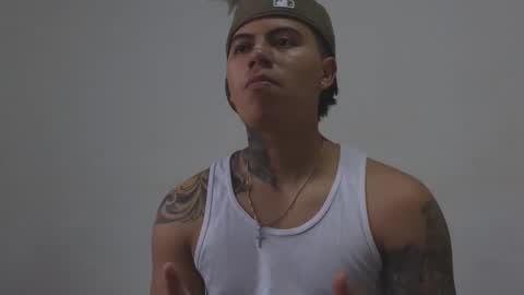 Snapshot of sahara_n_thiago chatting on November 4, 2025, 11:20 am Sahara y Thiago online show from November 4, 2025, 11:20 am