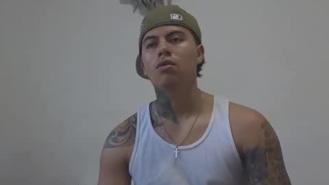 Snapshot of sahara_n_thiago chatting on November 7, 2025, 11:10 am Sahara y Thiago online show from November 7, 2025, 11:10 am