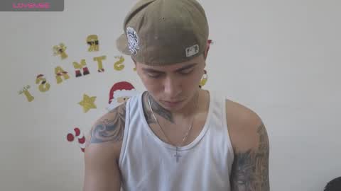 Snapshot of sahara_n_thiago chatting on November 30, 2025, 11:25 am Sahara y Thiago online show from November 30, 2025, 11:25 am