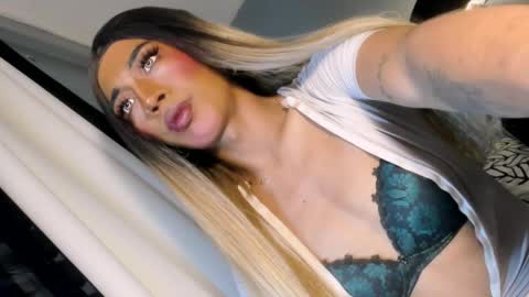 Snapshot of sahayafox chatting on April 19, 2026, 6:21 pm sahayafox online show from April 19, 2026, 6:21 pm