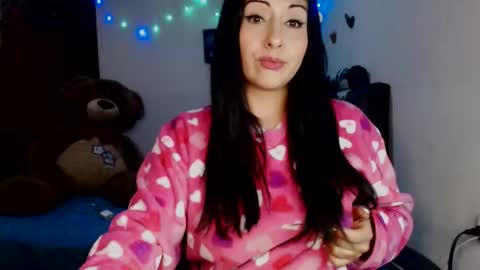 Karina online show from December 18, 2025, 2:06 am