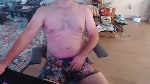 Snapshot of sail_away_ chatting on December 9, 2024, 6:35 pm sail away online show from December 9, 2024, 6:35 pm