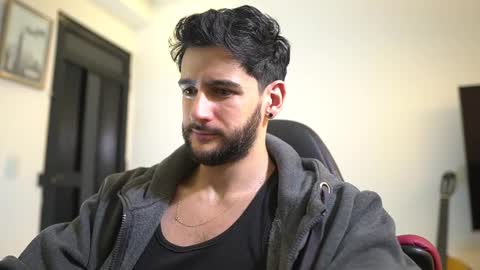 Snapshot of saimonhot1 chatting on November 11, 2025, 2:00 am saimon online show from November 11, 2025, 2:00 am