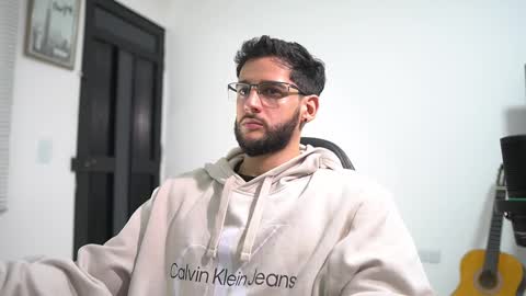 Snapshot of saimonhot1 chatting on December 3, 2025, 8:51 pm saimon online show from December 3, 2025, 8:51 pm