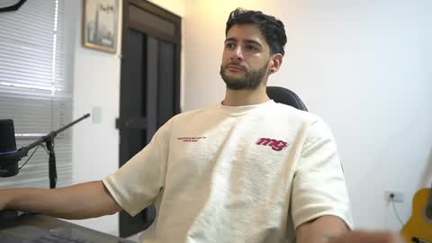 saimon  online show from March 30, 2026, 8:21 pm