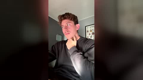 saint_nott online show from May 12, 2026, 7:22 pm