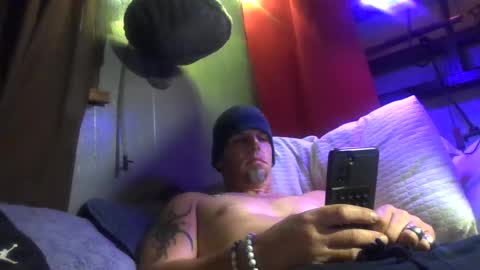 Snapshot of saintchriss chatting on October 22, 2025, 6:13 am saintchriss online show from October 22, 2025, 6:13 am