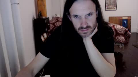 Snapshot of saintreeves chatting on December 9, 2024, 3:18 am SaintReeves online show from December 9, 2024, 3:18 am