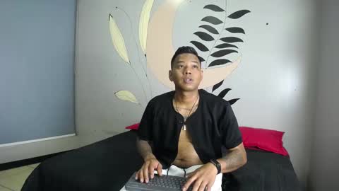 Snapshot of saipadpuer30 chatting on February 5, 2025, 7:50 am Saipadpuer30 online show from February 5, 2025, 7:50 am