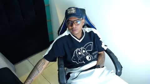 Snapshot of saipadpuer30 chatting on February 16, 2025, 1:47 am Saipadpuer30 online show from February 16, 2025, 1:47 am