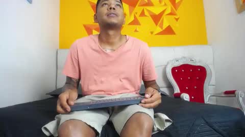 Snapshot of saipadpuer30 chatting on February 17, 2025, 3:15 am Saipadpuer30 online show from February 17, 2025, 3:15 am