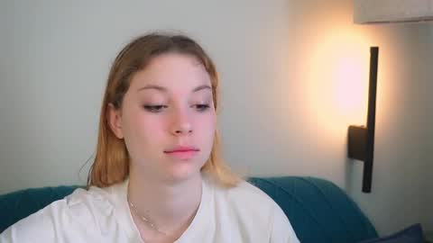 Snapshot of sairally chatting on June 5, 2026, 10:21 am Ariel online show from June 5, 2026, 10:21 am