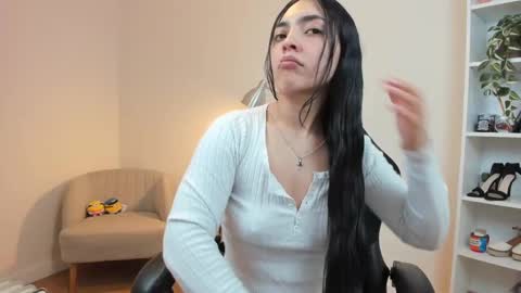 Snapshot of sakura_harper chatting on February 19, 2025, 6:00 am Sakura Harper online show from February 19, 2025, 6:00 am