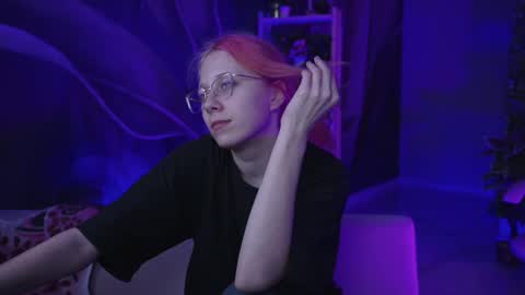 sakurabliss online show from October 3, 2025, 3:20 pm