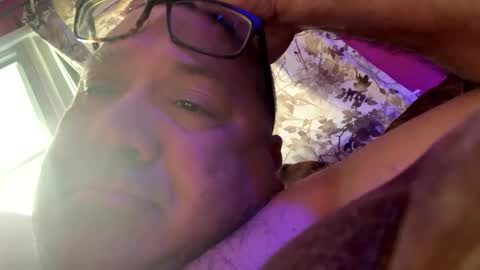 sal32469 online show from May 29, 2026, 9:24 pm