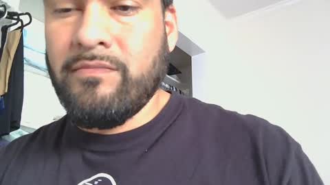 Snapshot of sal_cumplaciente chatting on March 3, 2025, 8:32 pm sal cumplaciente online show from March 3, 2025, 8:32 pm