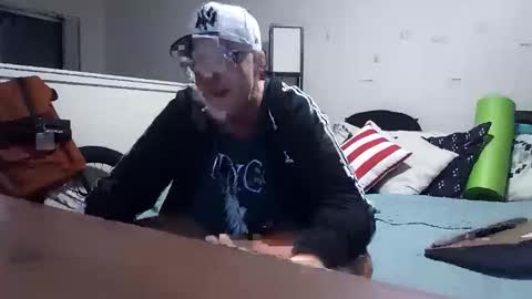 Snapshot of salis1981 chatting on December 23, 2025, 1:14 am salis1981 online show from December 23, 2025, 1:14 am