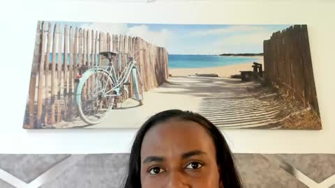 Snapshot of sally_noak chatting on May 20, 2026, 12:22 pm Sally online show from May 20, 2026, 12:22 pm