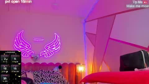 Snapshot of sallybrown_ chatting on November 17, 2025, 2:23 pm miss Sally online every night from 1am to 8am Colombia time online show from November 17, 2025, 2:23 pm