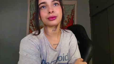 Snapshot of sallymaddoxx chatting on November 23, 2025, 9:20 am sallymaddoxx online show from November 23, 2025, 9:20 am