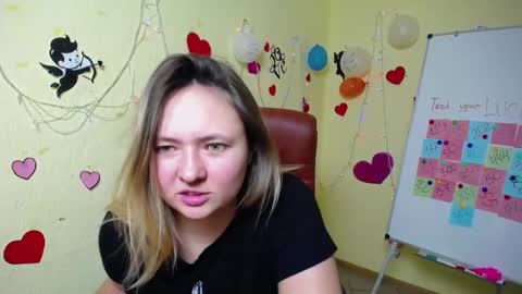 Snapshot of sallyverda chatting on February 22, 2025, 7:03 pm Sally online show from February 22, 2025, 7:03 pm